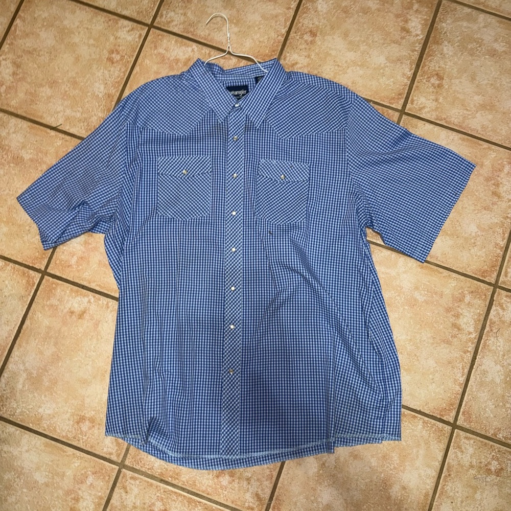 Wrangler Men's Blue Gingham Button Down Shirt